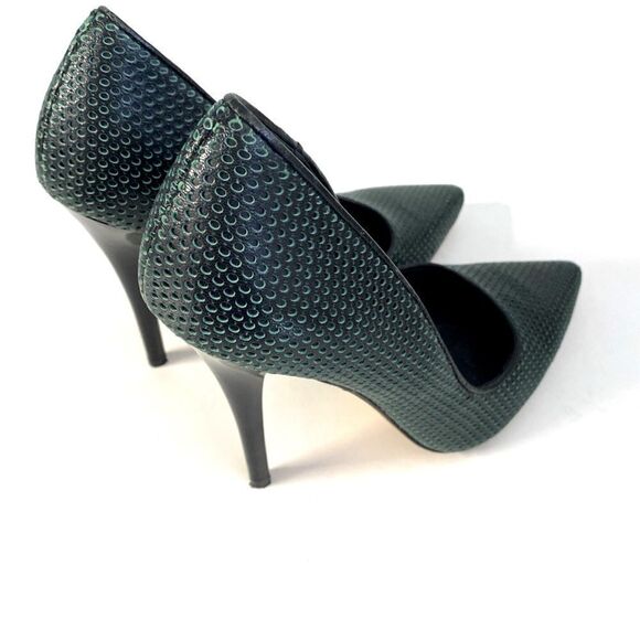 L.A.M.B. Bee Pump Perforated Mesh Leather Black Green Point Toe Slim Heel Sz 9 - Picture 7 of 13